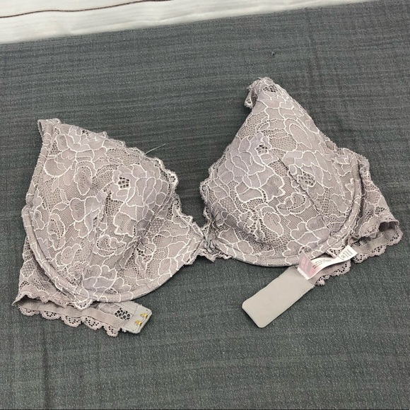 Victoria's Secret Other - Victoria’s Secret 36D Lace Push-up Bra Victoria's Secret Other - Victoria’s Secret 36D Lace Push-up Bra